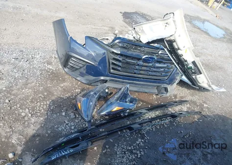 2024 Subaru Ascent Onyx Edition 7-Passenger z USA, uszkodzony, nr VIN 4S4WMAHD5R3400526